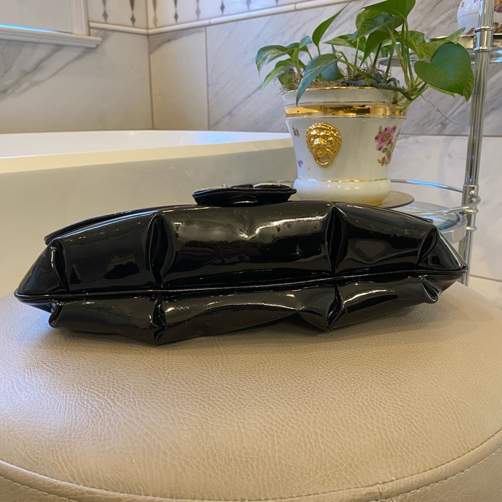 𝅺Stuart Weitzman patent leather clutch purse removable strap - Picture 6 of 13